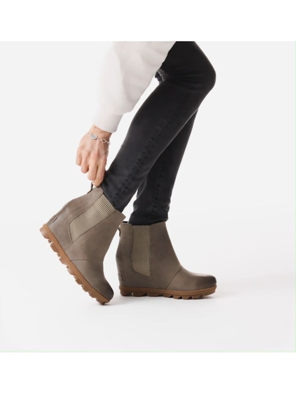 Sorel Waterproof Wedge Chelsea Ankle Boots Taupe Leather Gum Sole Size 8.5